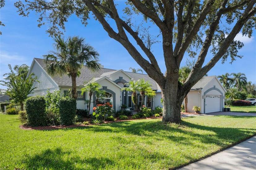 Picture of 14310 Lord Barclay Drive, Orlando FL 32837