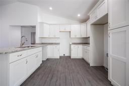 Picture of 700 Fisher Road, Ocklawaha, FL 32179