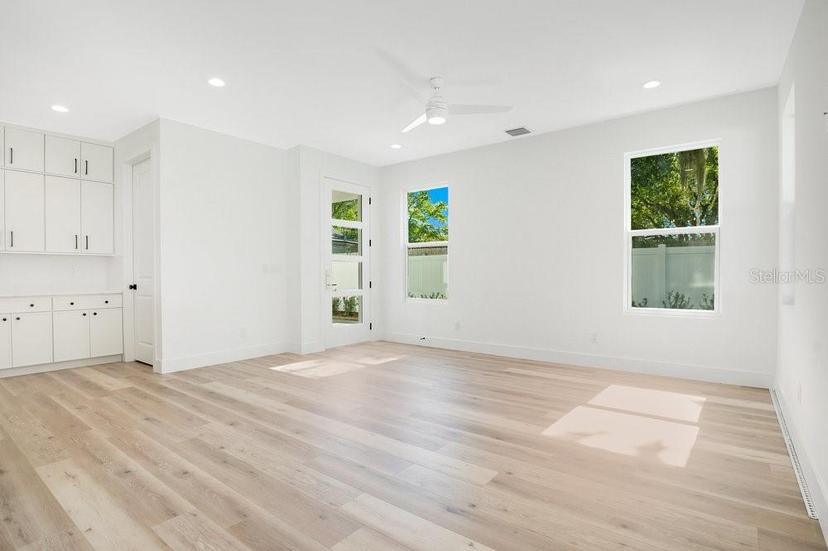 Picture of 131 E Grant, Orlando FL 32806
