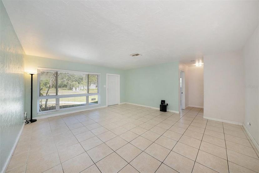 Picture of 1817 E 109Th Avenue, Tampa FL 33612
