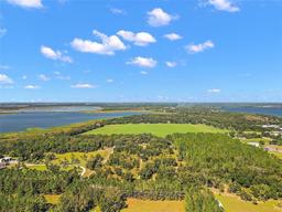 Picture of 11001 Mooncrest Lane, Leesburg, FL 34788