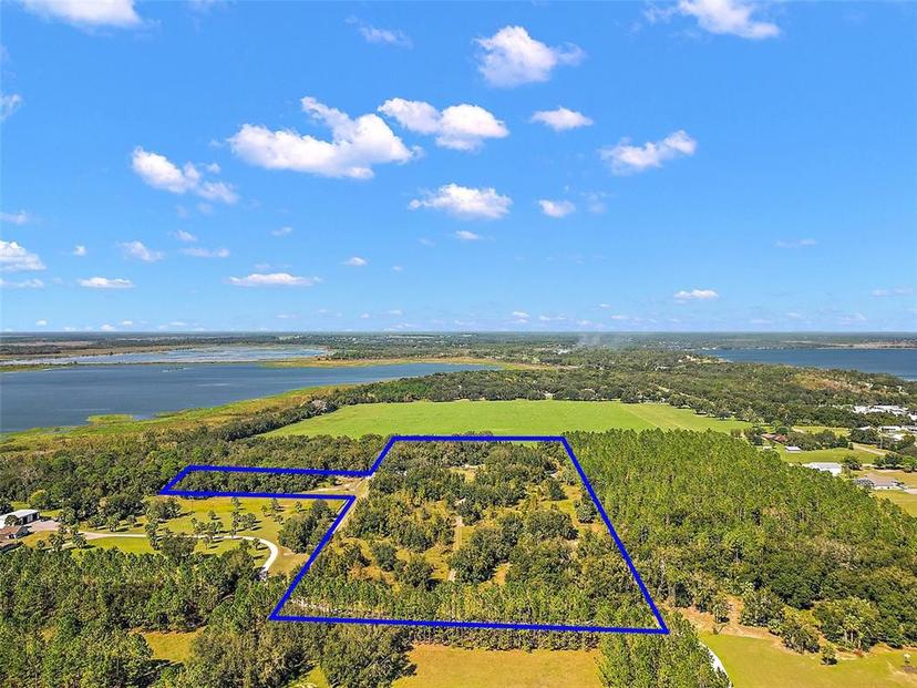 Picture of 11001 Mooncrest Lane, Leesburg FL 34788
