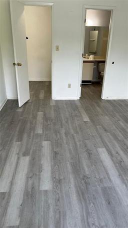 Picture of 3727 Lake Orlando Parkway Unit 4, Orlando, FL 32808