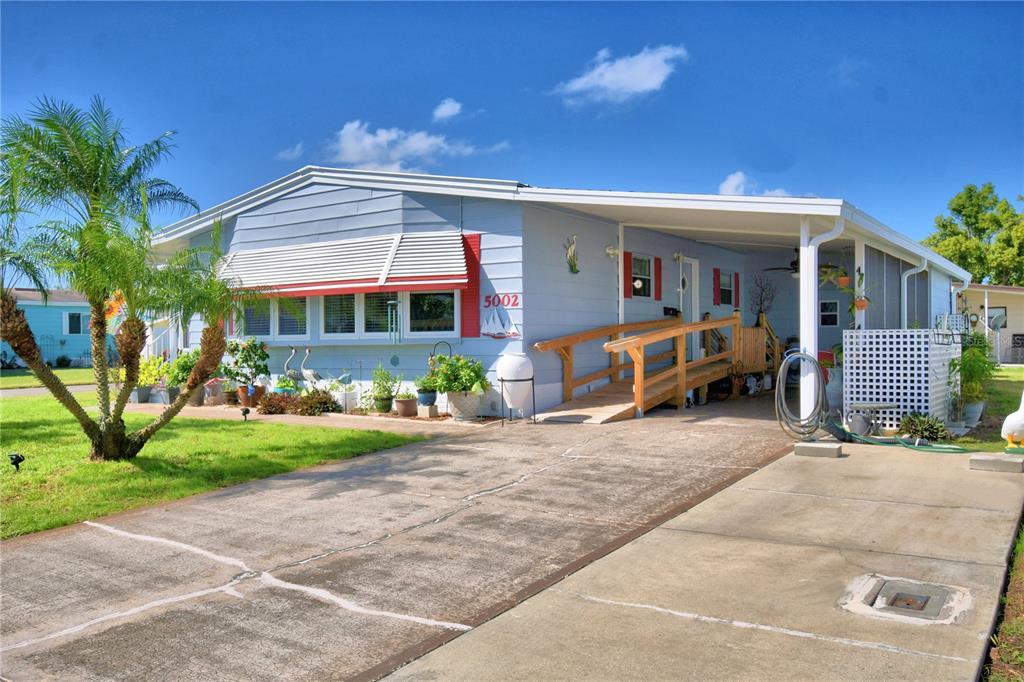 Picture of 5002 Lodgewood Drive, Lakeland, FL 33810