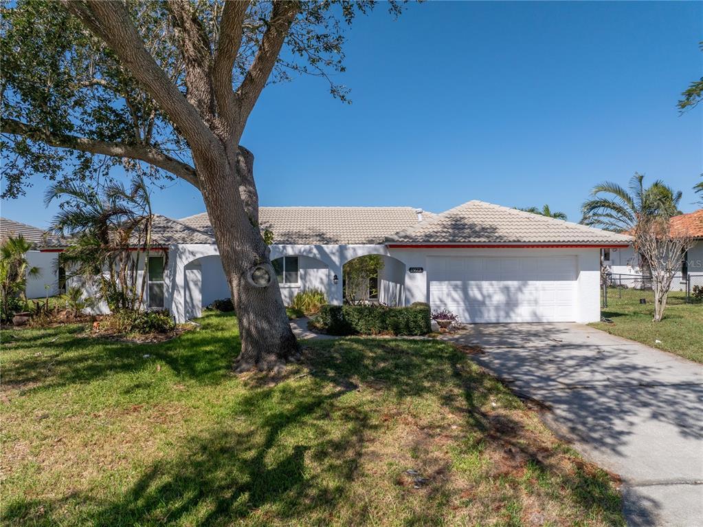 Picture of 1973 Hawaii Avenue Ne, St Petersburg, FL 33703
