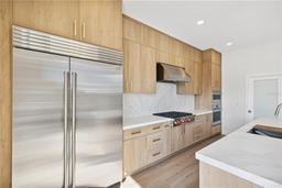 Picture of 116 Wimbledon Court, Redington Shores, FL 33708