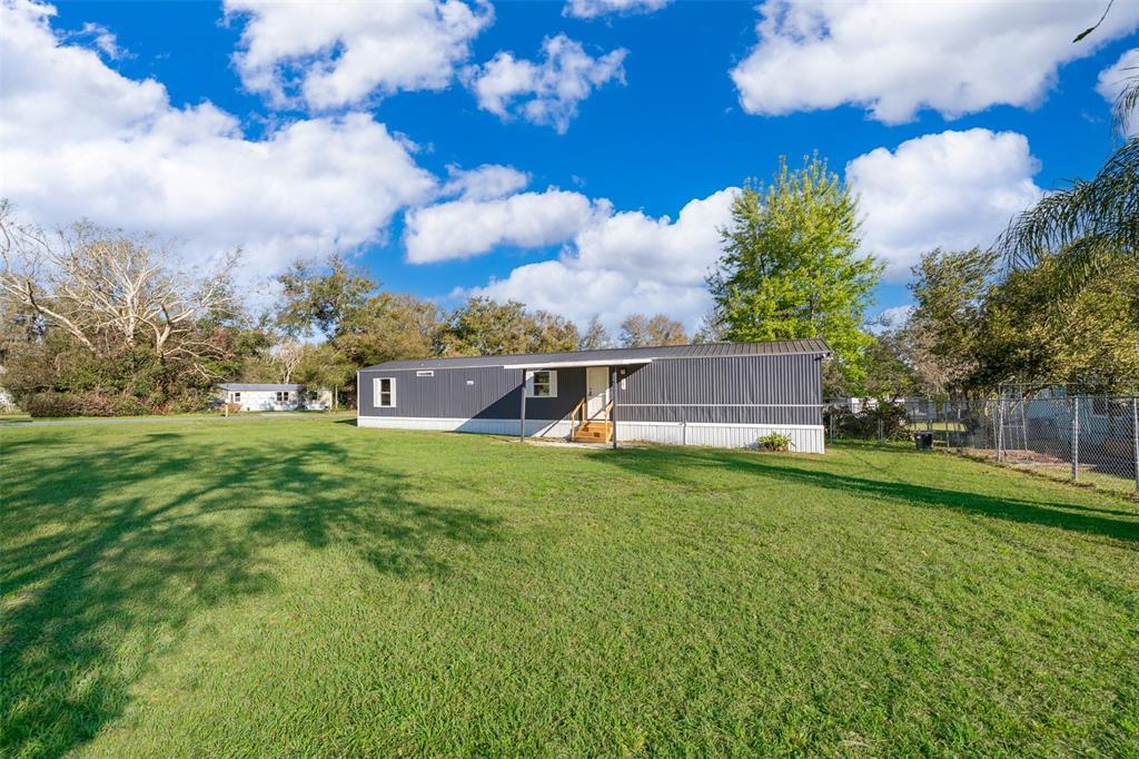 Picture of 101 Caroline Avenue, Lady Lake, FL 32159