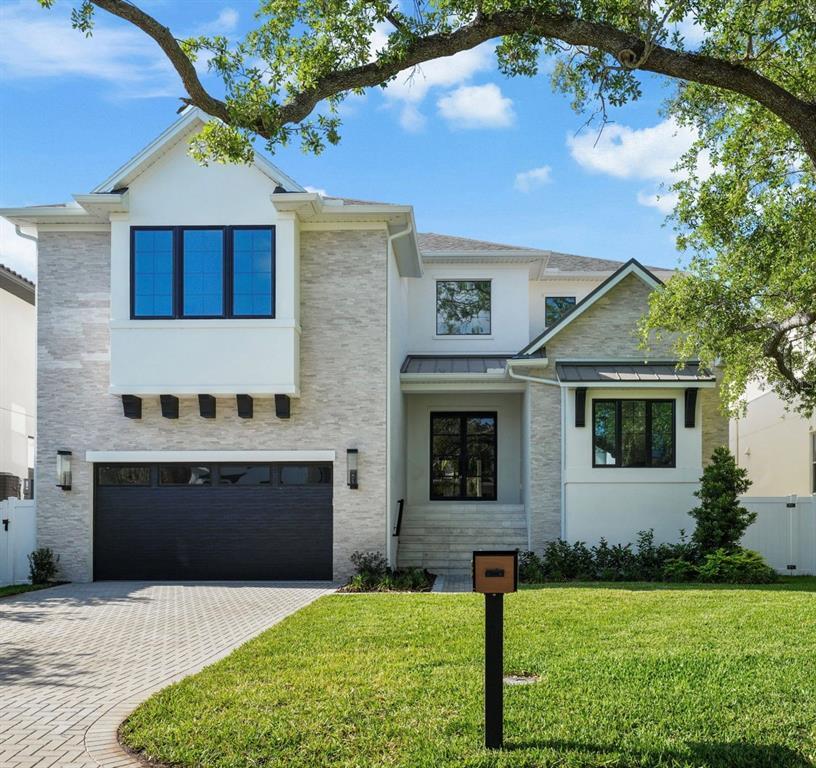 Picture of 5024 W Dickens Avenue, Tampa, FL 33629