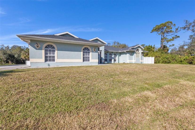 Picture of 18482 Holly Avenue, Port Charlotte FL 33948