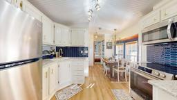 Picture of 1074 Front Street Unit 9, Welaka, FL 32193
