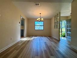Picture of 10102 NW 25Th Place, Gainesville, FL 32606