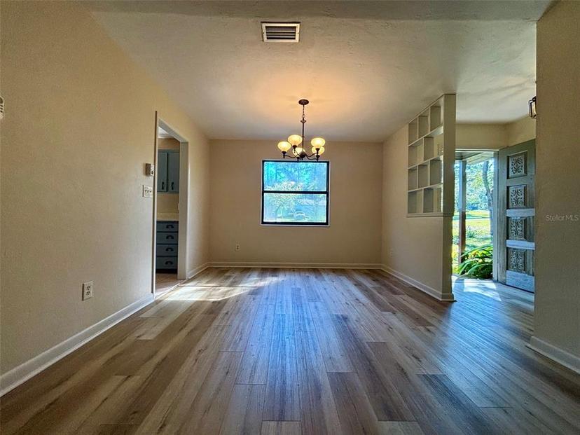 Picture of 10102 NW 25Th Place, Gainesville FL 32606
