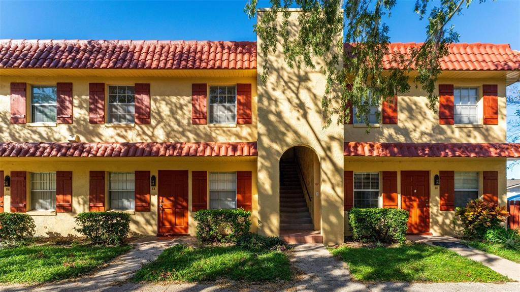 Picture of 1112 W Main Street Unit E5, Leesburg, FL 34748