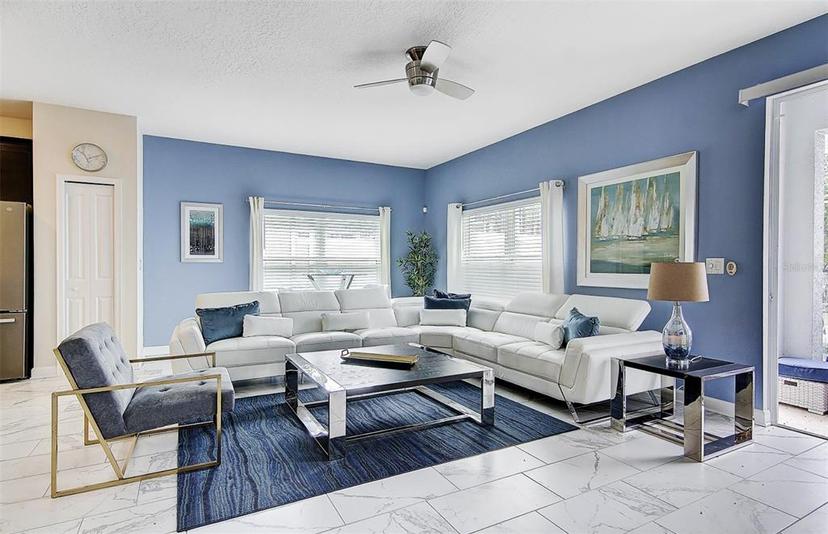 Picture of 690 Pebble Beach Drive, Davenport FL 33896