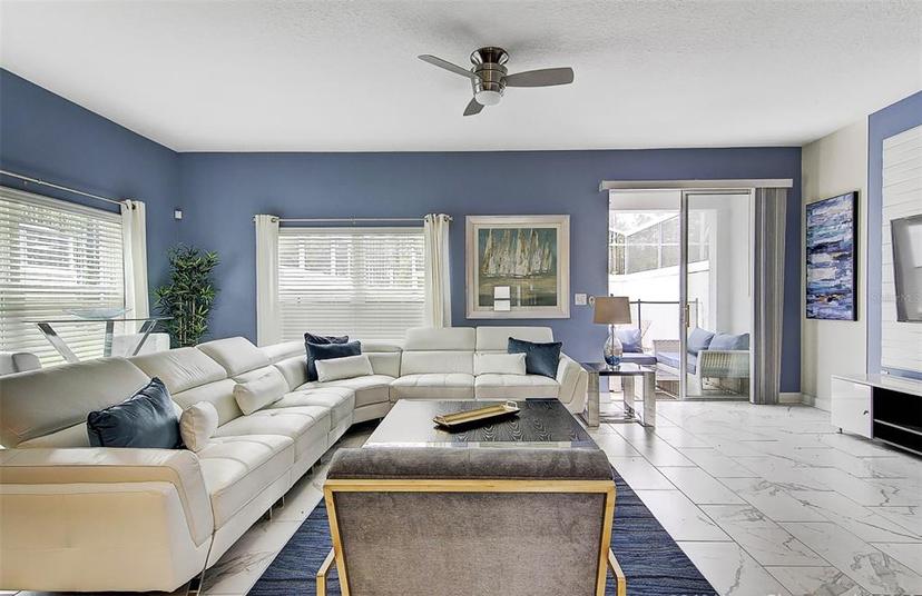 Picture of 690 Pebble Beach Drive, Davenport FL 33896