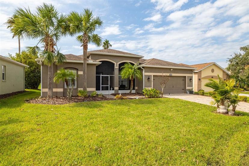 Picture of 10211 Cleghorn Drive, San Antonio FL 33576