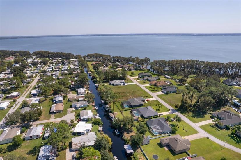 Picture of 12009 Eagle Point Court, Leesburg FL 34788