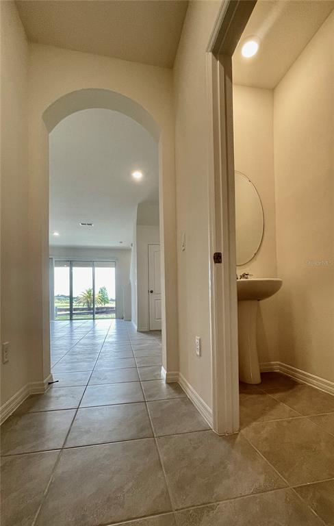 Picture of 1089 Blue Jay Drive, Davenport FL 33837