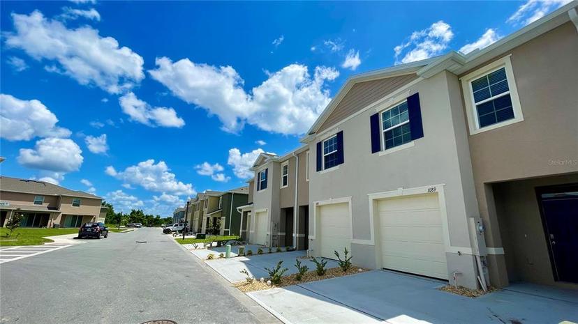 Picture of 1089 Blue Jay Drive, Davenport FL 33837