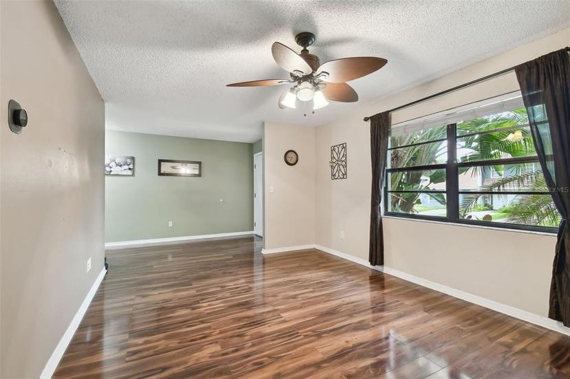 Picture of 1213 Abbey Crescent Lane, Clearwater FL 33759