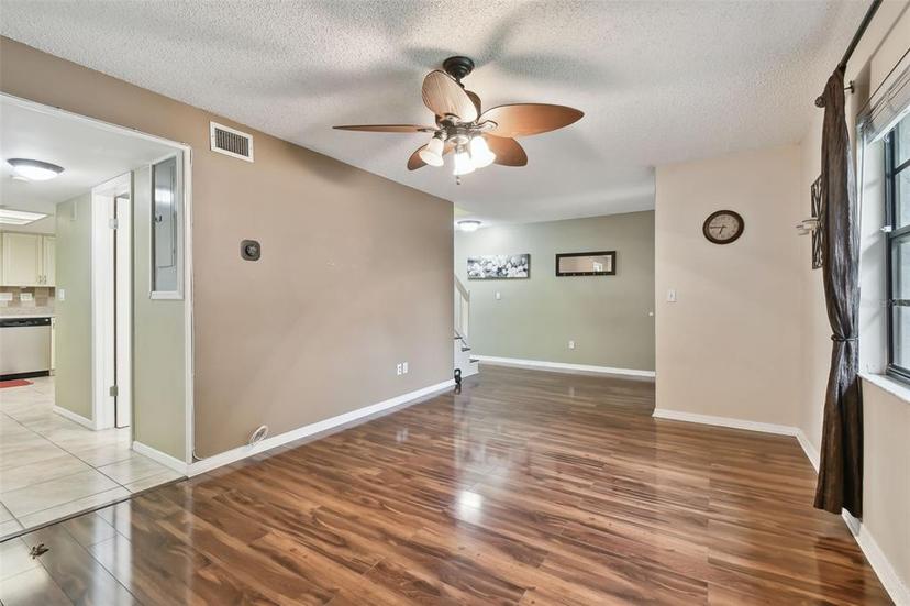 Picture of 1213 Abbey Crescent Lane, Clearwater FL 33759