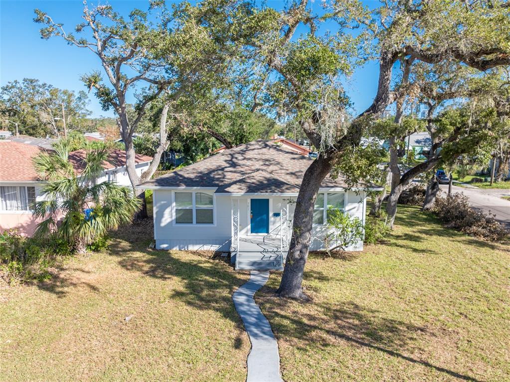 Picture of 701 17Th Avenue S, St Petersburg, FL 33701