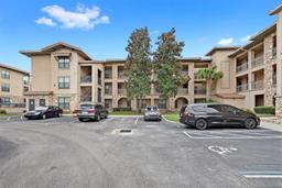 Picture of 907 Charo Parkway Unit 923, Davenport, FL 33897