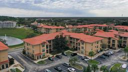 Picture of 907 Charo Parkway Unit 923, Davenport, FL 33897