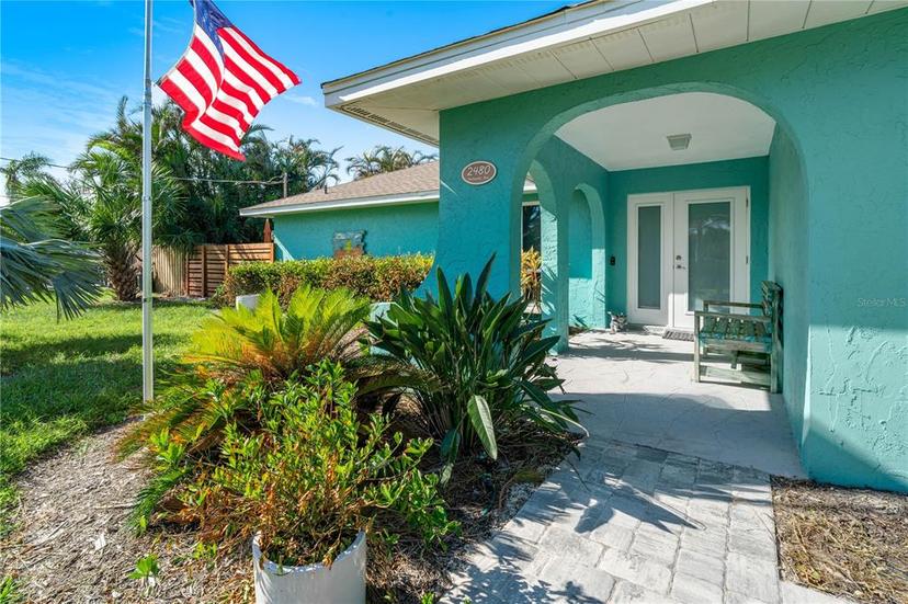 Picture of 2480 Alamander Avenue, Englewood FL 34223