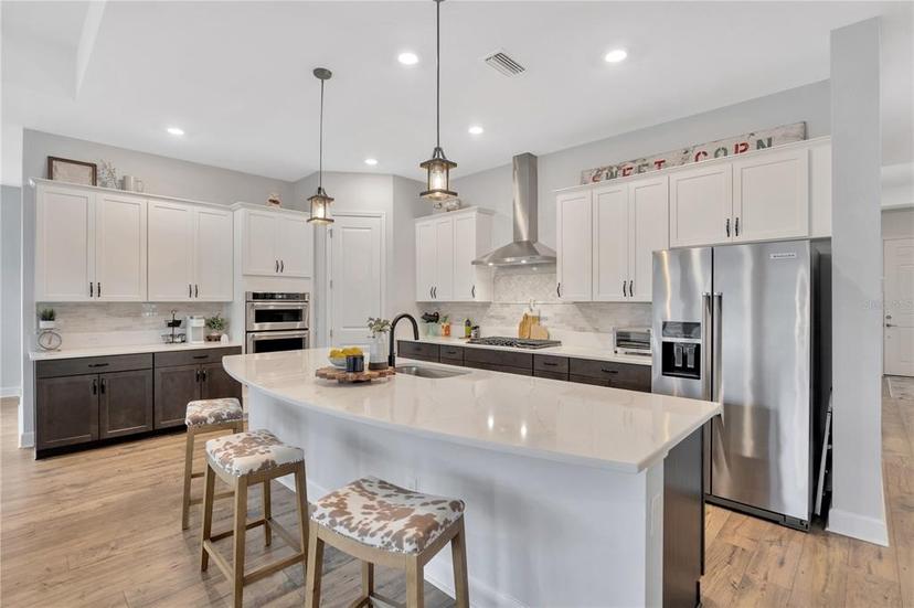 Picture of 5502 Limelight Drive, Apollo Beach FL 33572