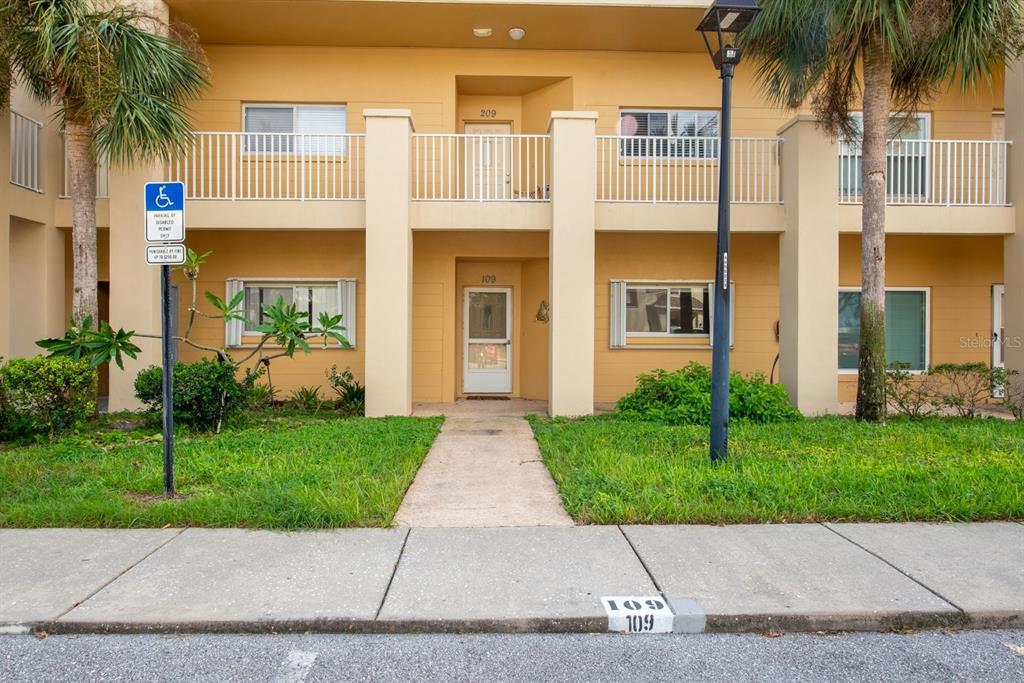 Picture of 2209 Utopian Drive E Unit 109, Clearwater, FL 33763