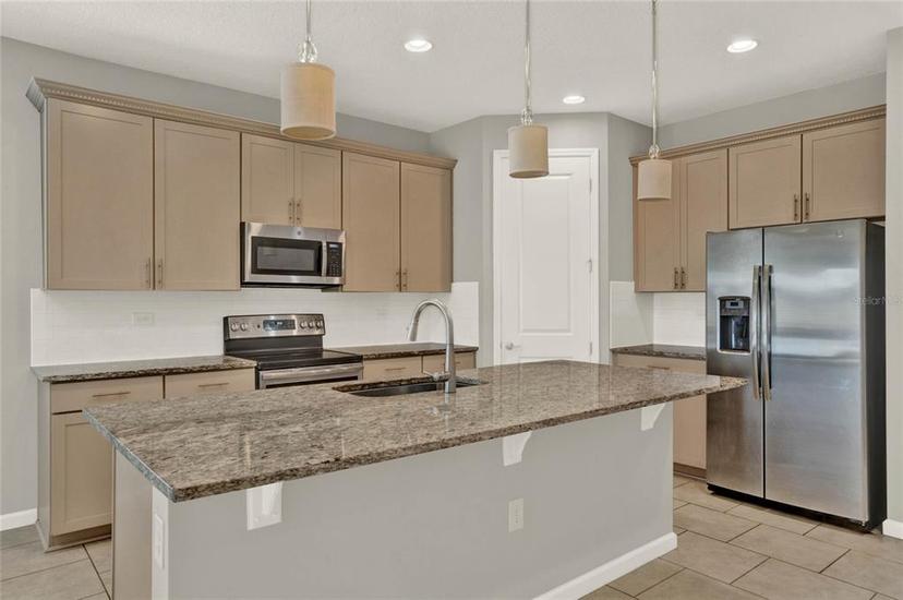 Picture of 1256 Stratton Avenue, Groveland FL 34736