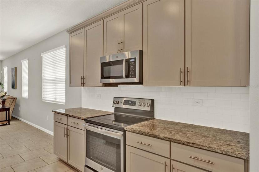Picture of 1256 Stratton Avenue, Groveland FL 34736