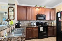 Picture of 906 Charo Parkway Unit 433, Davenport, FL 33897