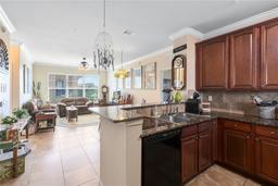 Picture of 906 Charo Parkway Unit 433, Davenport, FL 33897