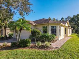 Picture of 657 Vineyard Way, Kissimmee, FL 34759