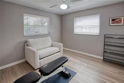 Picture of 1949 Kings Highway, Clearwater, FL 33755