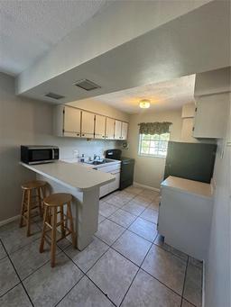 Picture of 5505 Hernandes Drive Unit 238, Orlando, FL 32808