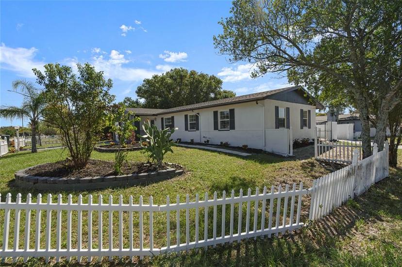 Picture of 2259 Howland Boulevard, Deltona FL 32738