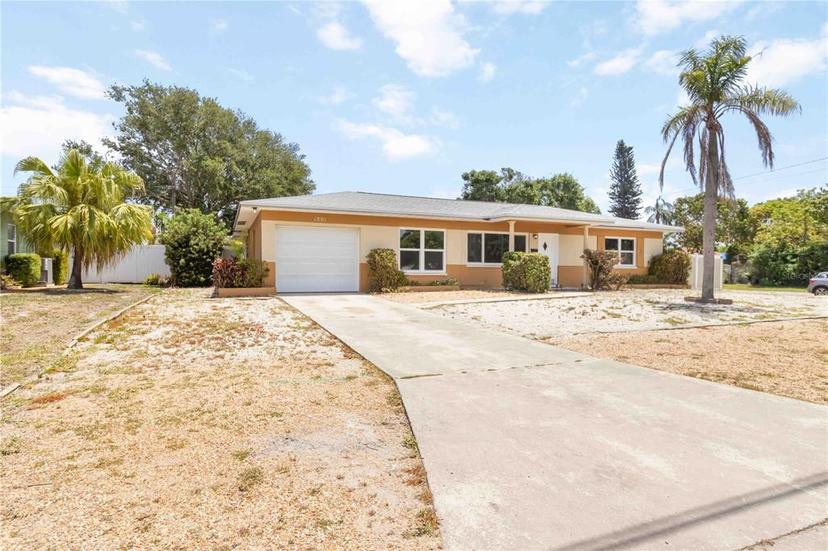 Picture of 1801 40Th Street N, St Petersburg FL 33713