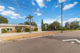 Picture of 1801 40Th Street N, St Petersburg, FL 33713