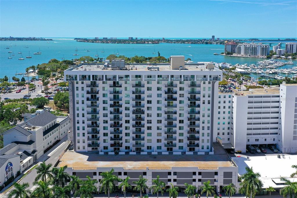 Picture of 101 S Gulfstream Avenue Unit 15B, Sarasota, FL 34236