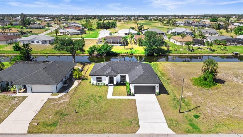 Picture of 220 Mark Twain Lane, Rotonda West FL 33947