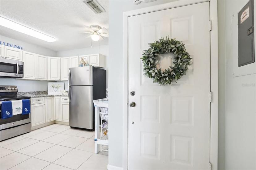 Picture of 12049 Hoosier Court Unit 202, Hudson FL 34667