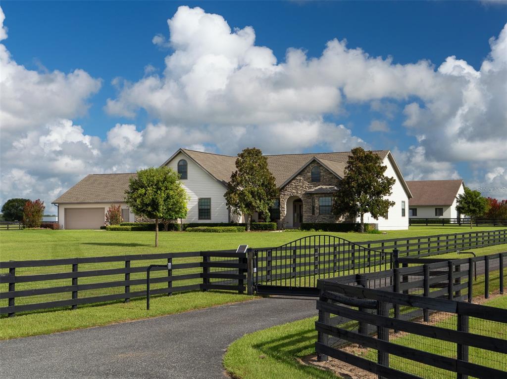 Picture of 7982 SW 140Th Avenue, Dunnellon, FL 34432