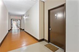 Picture of 2411 W Horatio Street Unit 522, Tampa, FL 33609