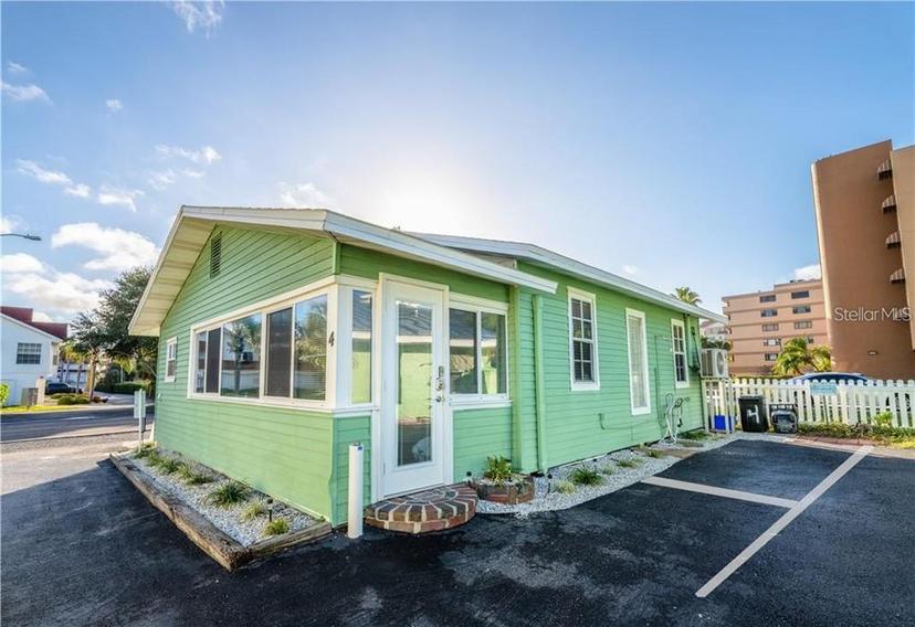 Picture of 19718 Gulf Boulevard, Indian Shores FL 33785