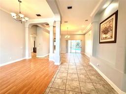Picture of 10411 Riverburn Drive, Tampa, FL 33647