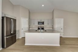 Picture of 1592 Ellesmere Avenue, Haines City, FL 33844
