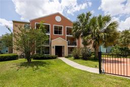 Picture of 2601 SW Archer Road Unit E217, Gainesville, FL 32608